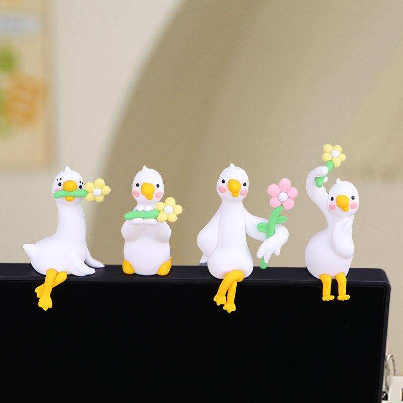 Cute 3D Duck Figurine Mini Res - Car Accessories Gift Ideas recension och pris